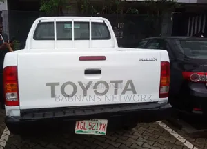 Toyota Hilux 2.7 VVTi 4x4 SRX 2008 White