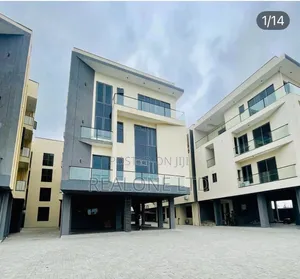 Furnished 2bdrm Penthouse in Lekki Phase 1 for sale