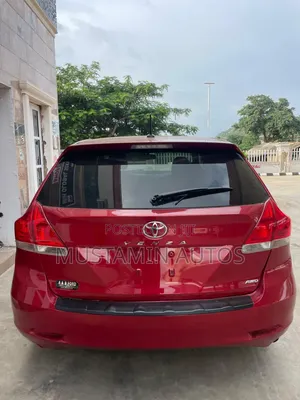 Toyota Venza 2010 Red