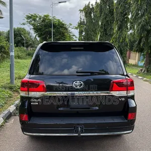 Toyota Land Cruiser 4.5 V8 GXR 2021 Black