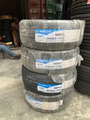 High Quality Brand New 285/40r23 Haida Tyre for Range Rover and Urus
