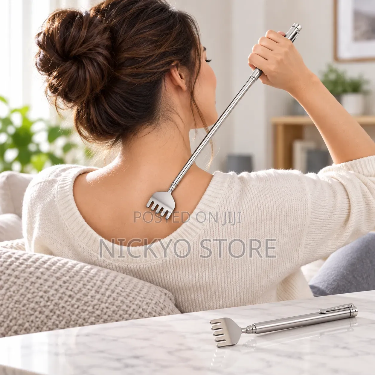 Telescopic Back Scratcher