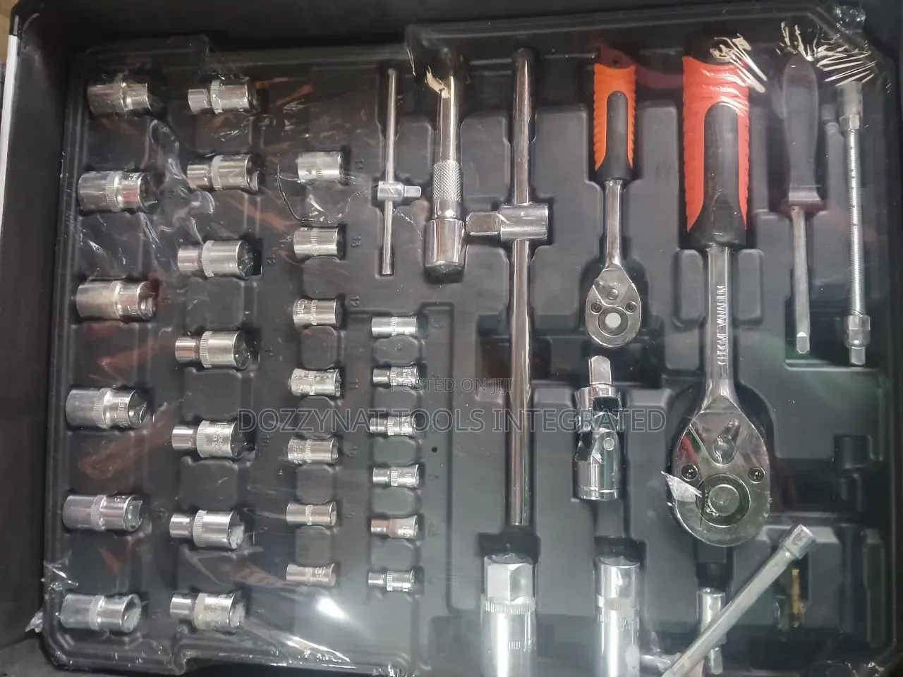 Boss 186pcs Trolley Tools Set