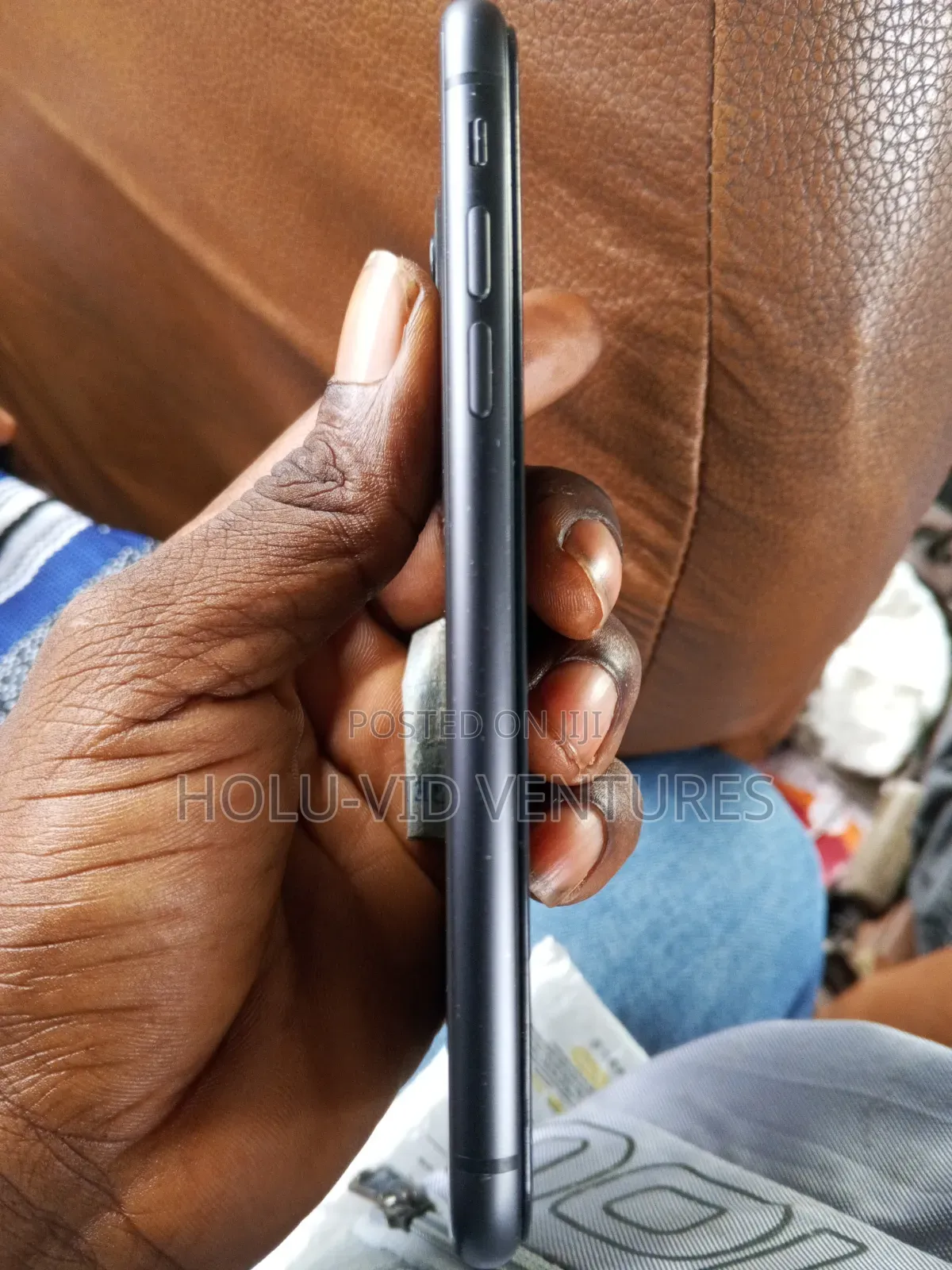Apple iPhone 11 64 GB Gray