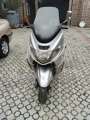 Suzuki Burgman 2002 Beige