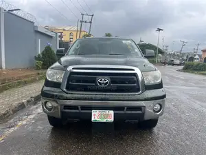 Toyota Tundra 2012 Green