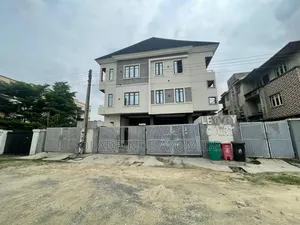 2bdrm Apartment in Golden Pearl Estate, Sangotedo for rent