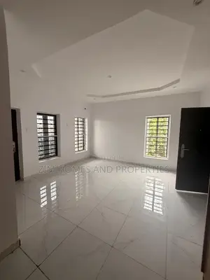 5bdrm Duplex in Zim Homes And, Mabushi for rent