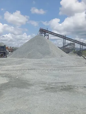 Clean 1/2"–1" Open-Graded Granite Chippings for Stormwater Drains