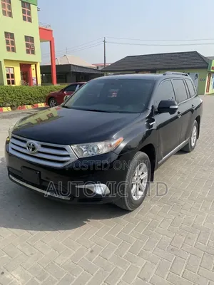 Toyota Highlander Limited 3.5l 4WD 2013 Black