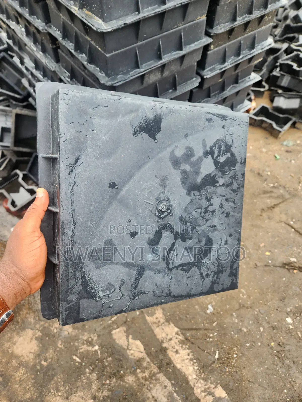 30 by 30 Interlock Muld Plastic Type