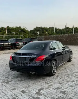 Mercedes-Benz C400 2016 Black
