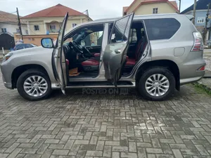 Lexus GX 2019 Ivory