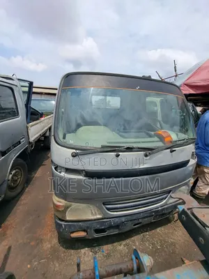 Foreign Used Nissan Cabster 2009 Silver