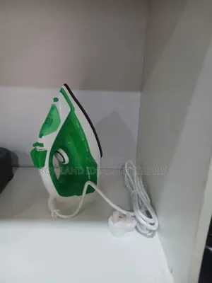 Hisense Steam Iron