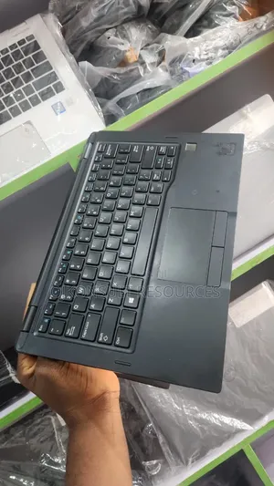 Laptop Dell Latitude 7390 2-in-1 8GB Intel Core i5 SSD 256GB