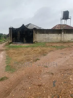 3bdrm House in Aroro Yerokun, Ojoo for rent