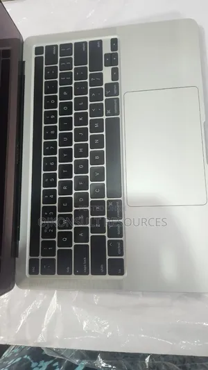 Laptop Apple MacBook Pro 2020 16GB Intel Core i7 SSD 512GB