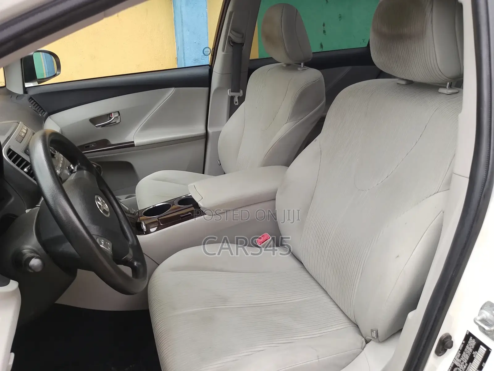 Toyota Venza 2010 White