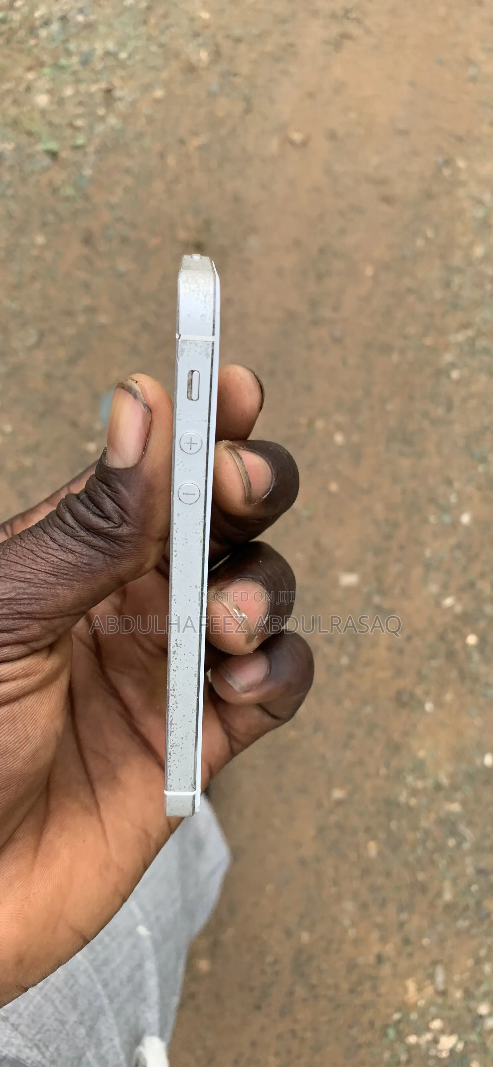 Apple iPhone 5s 16 GB White