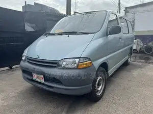 Toyota HiAce 1997 Blue