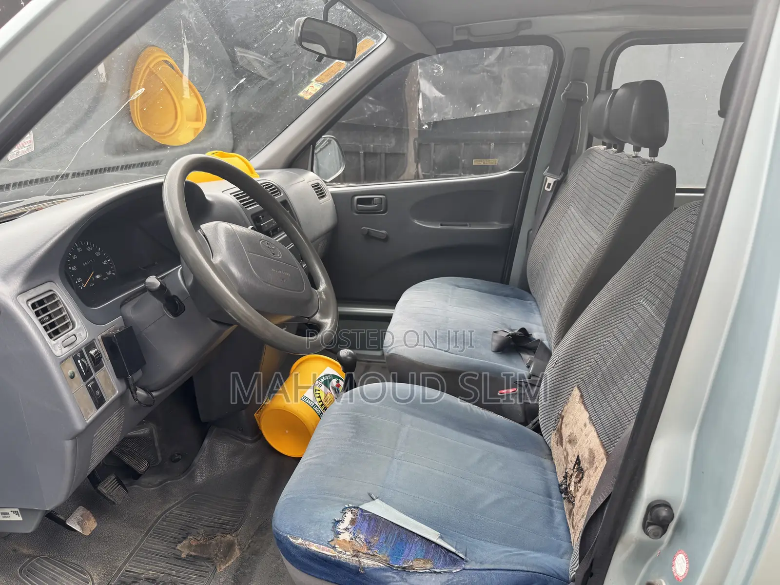 Toyota HiAce 1997 Blue