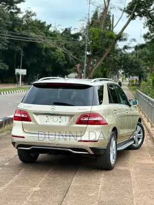 Mercedes-Benz M Class ML 350 4Matic 2012 Gold