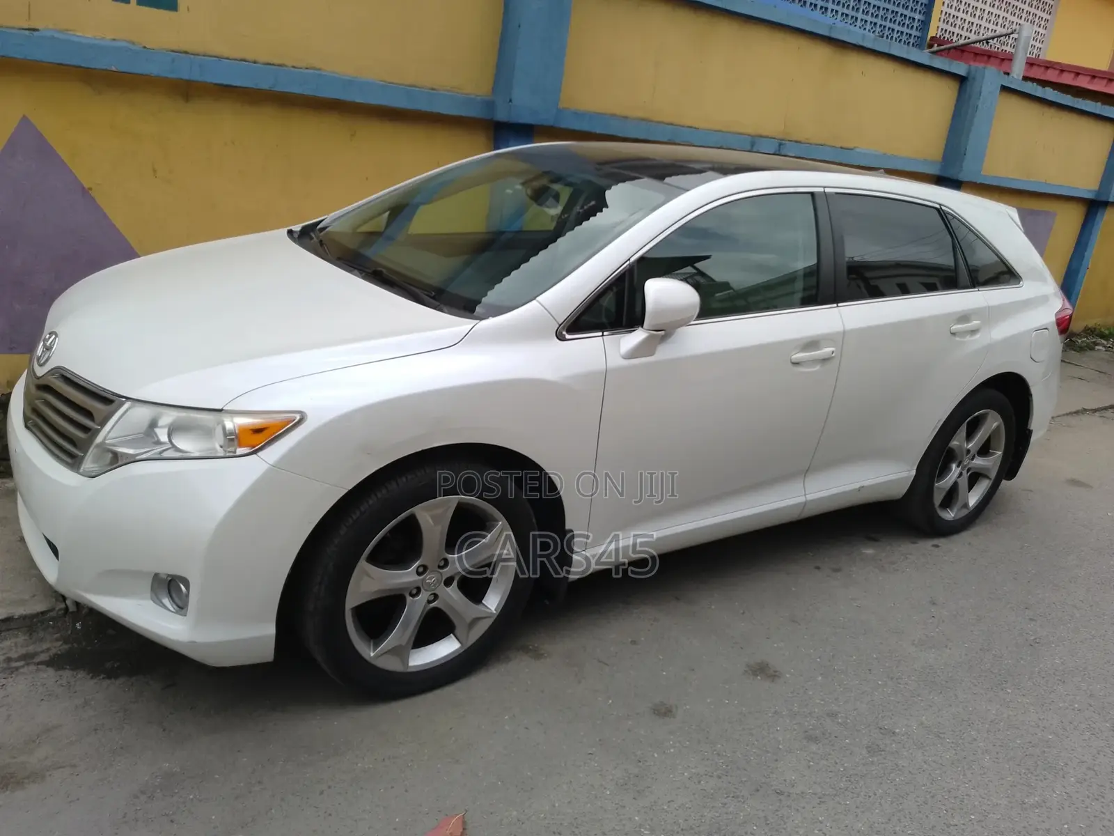 Toyota Venza 2010 White