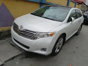Toyota Venza 2010 White