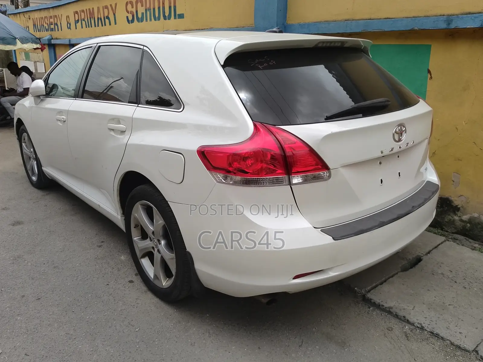 Toyota Venza 2010 White