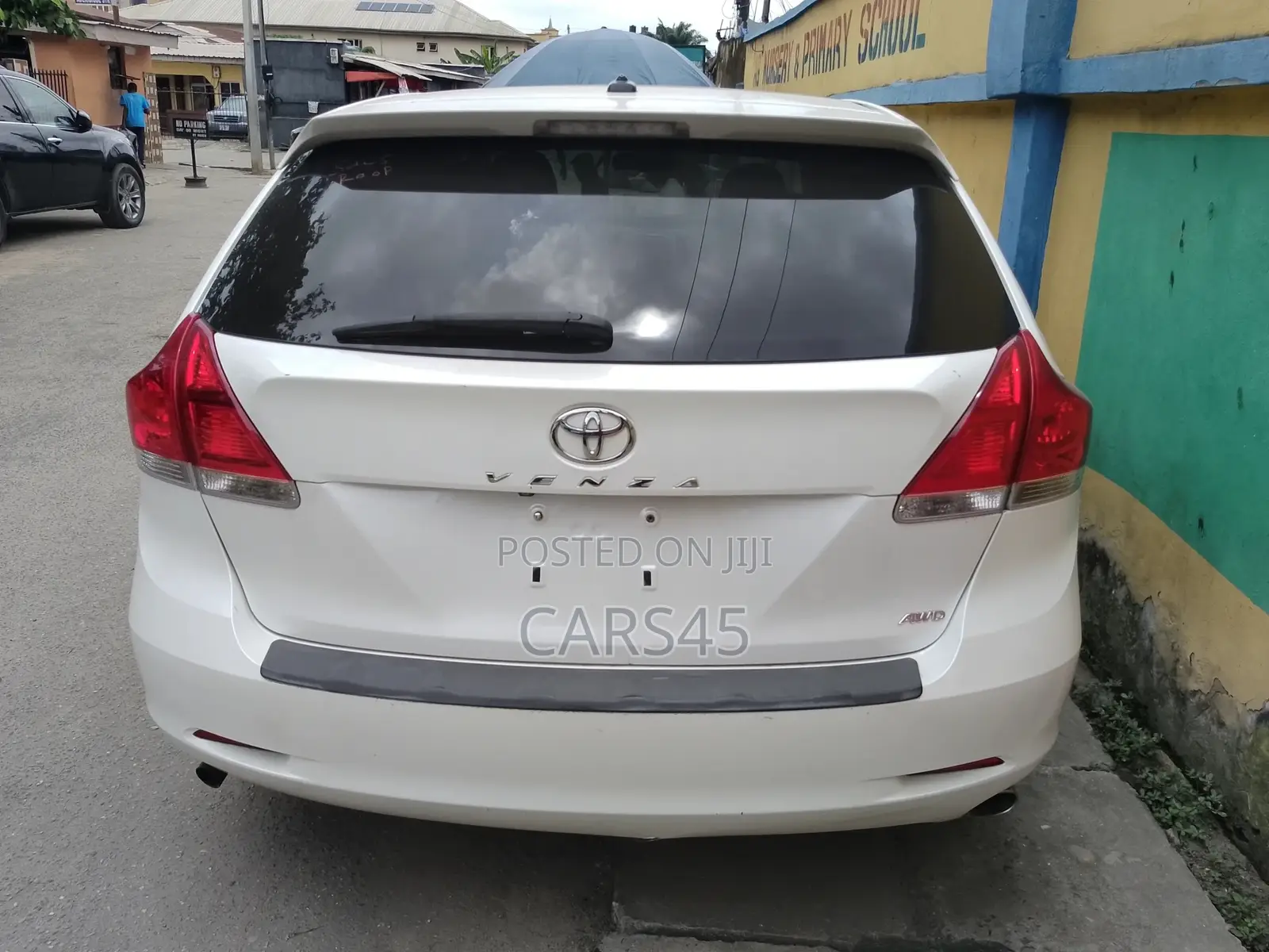 Toyota Venza 2010 White