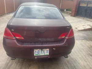 Toyota Avalon 2006 Burgundy