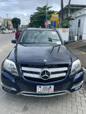 Mercedes-Benz GLK-Class 350 SUV 2013 Blue