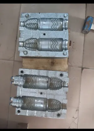 PET Bottle Moulds