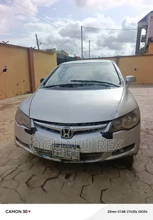 Honda Civic 2006 Silver