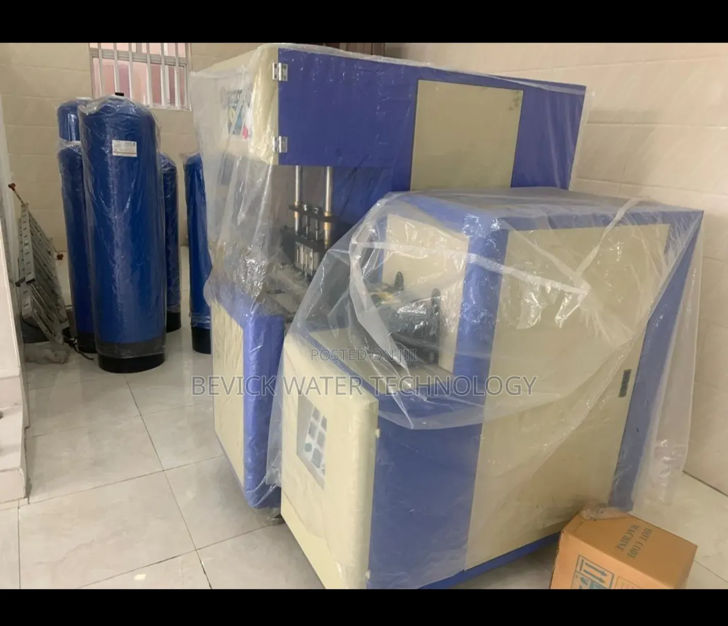 PET Blower Machine and Air Compressor