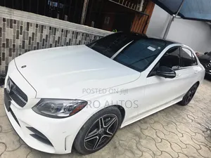 Mercedes-Benz C300 2021 White