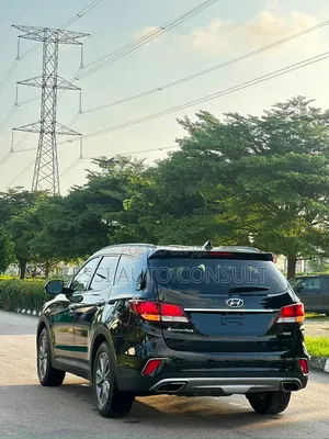 Hyundai Santa Fe SE FWD 2017 Black