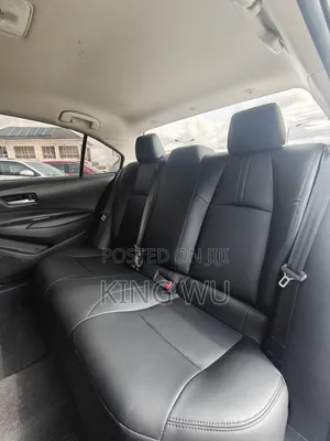 Toyota Corolla SE 2024 White