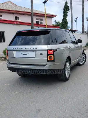 Land Rover Range Rover Vogue 2020 Gold