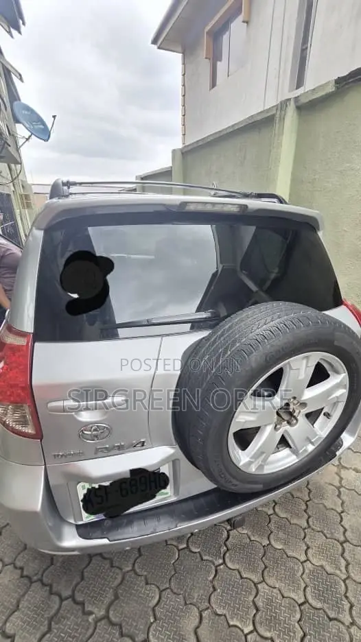 Toyota RAV4 2007 Silver
