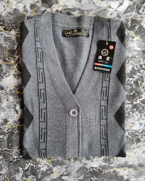  Unisex Premium Cardigans – Classic Stylish