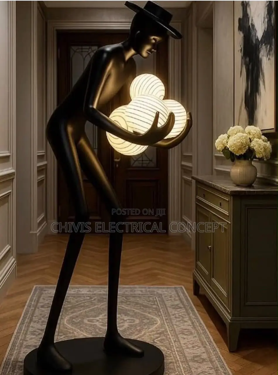Luxury HUMANOID Standing Lamp Chandelier