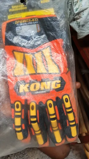 Hand Gloves