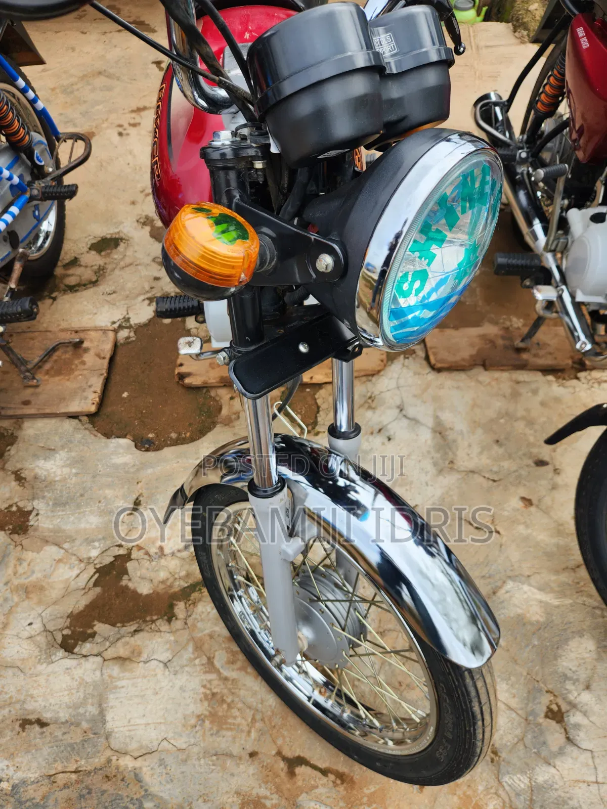 Bajaj Boxer 100 2026 Red