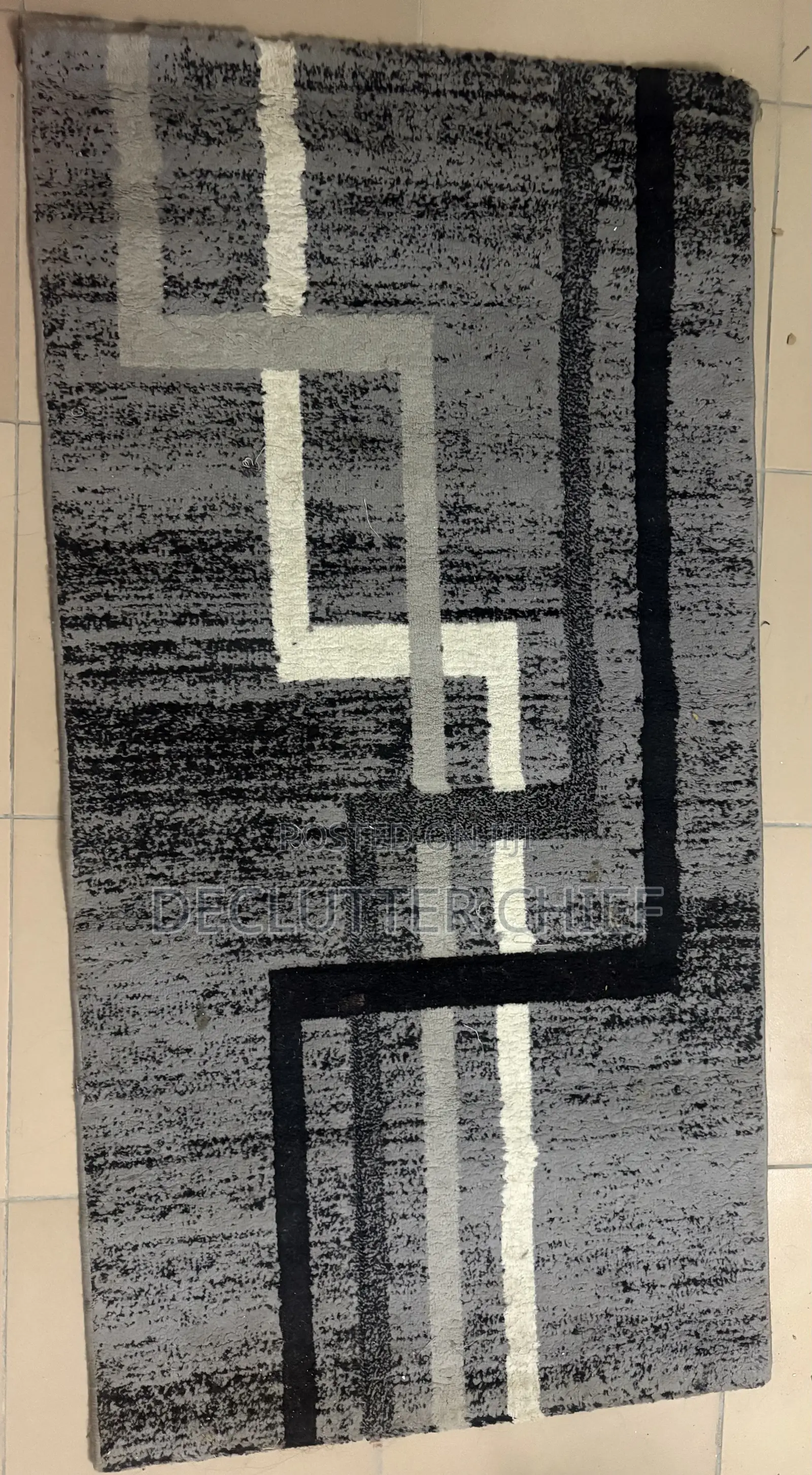 Modern Maze Design Rug