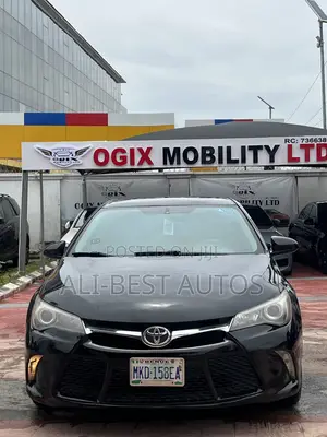 Toyota Camry 2016 Black