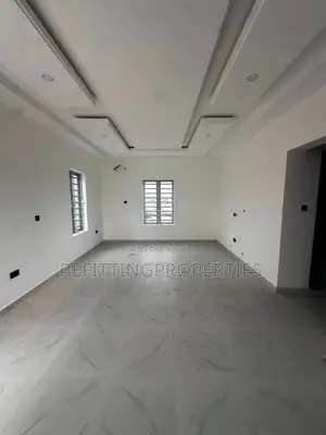4bdrm Duplex in Ikeja for sale