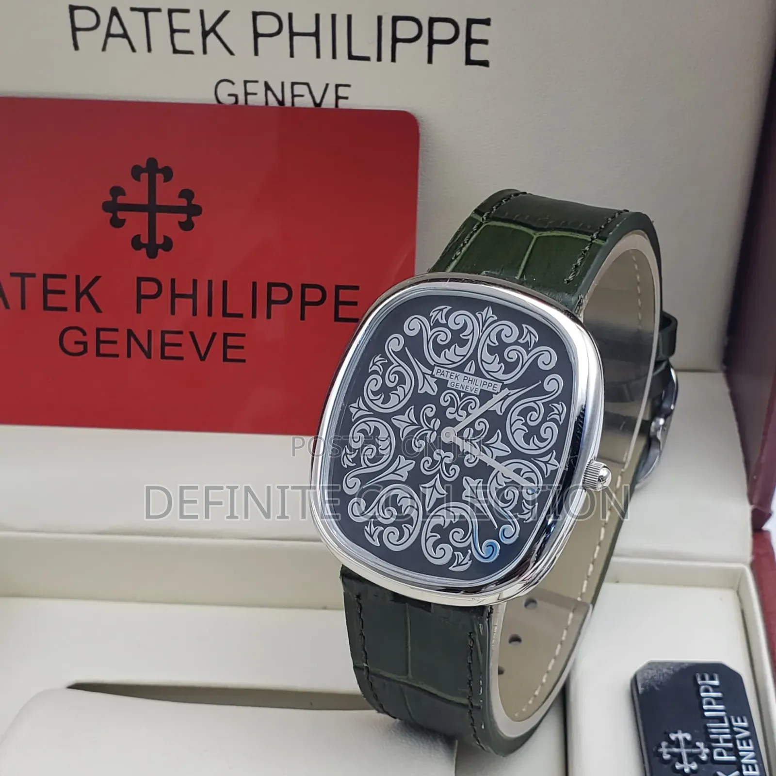 PATEK PHILIPPE Leather Luxury Wristwatch