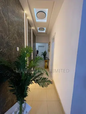3bdrm Block of Flats in Sangotedo, Lagos Island / Lagos Island for sale